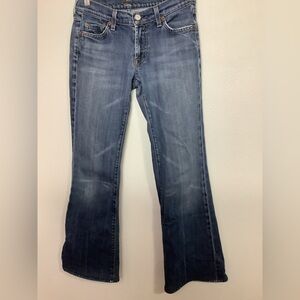 7 / Seven for all Mankind Flared jeans women’s Size  27 medium wash 5 pocket
